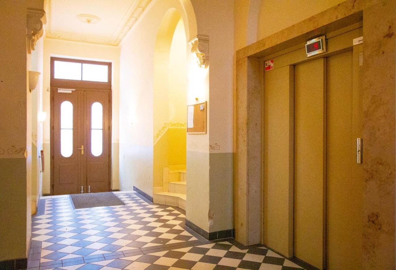 Cozy Domicile Leipziger Auwald Appartement Buitenkant foto